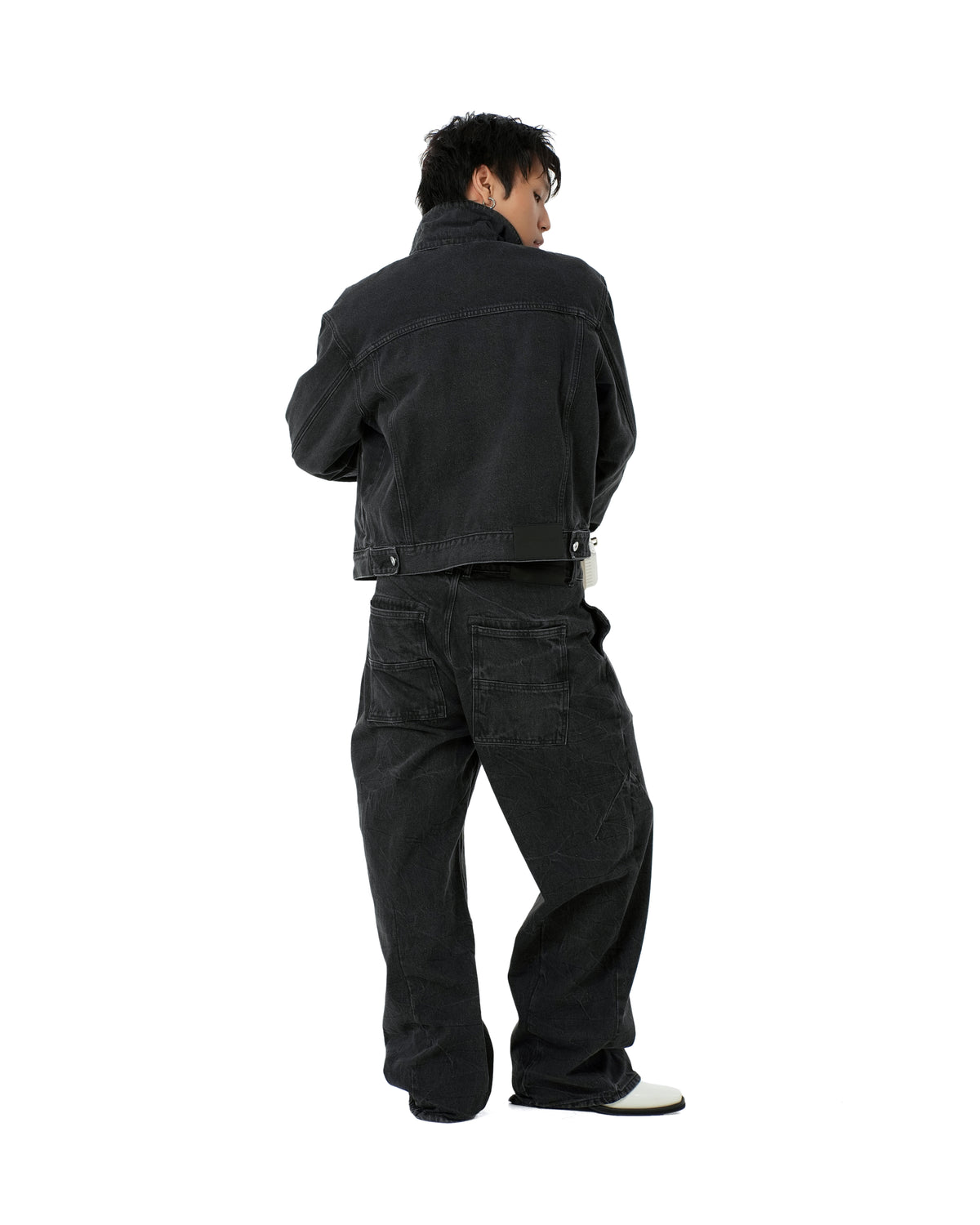 BLACK FRONT ZIP DENIM PANTS WASHED