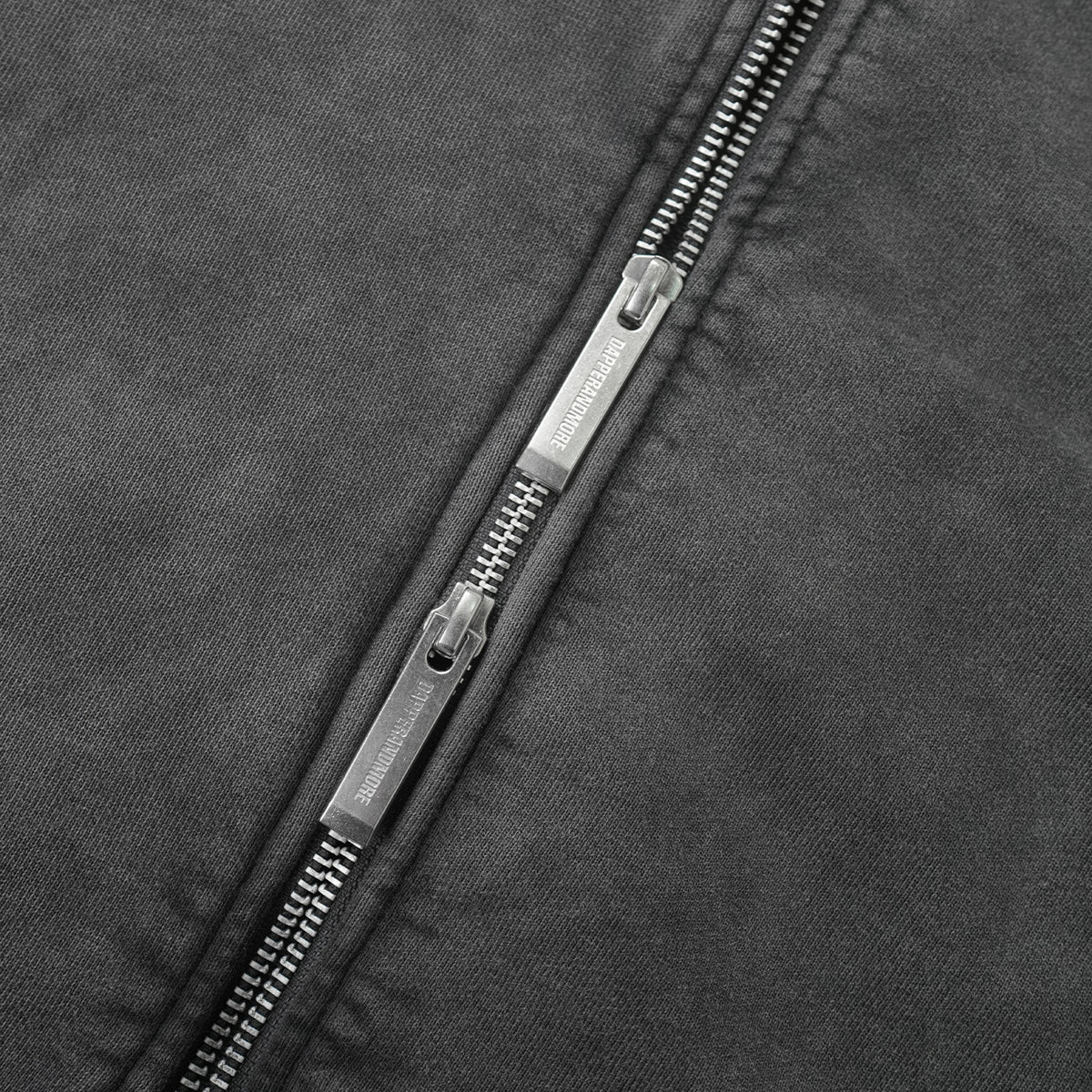 SILENT FORM ZIP HOODIE/ ASH BLACK
