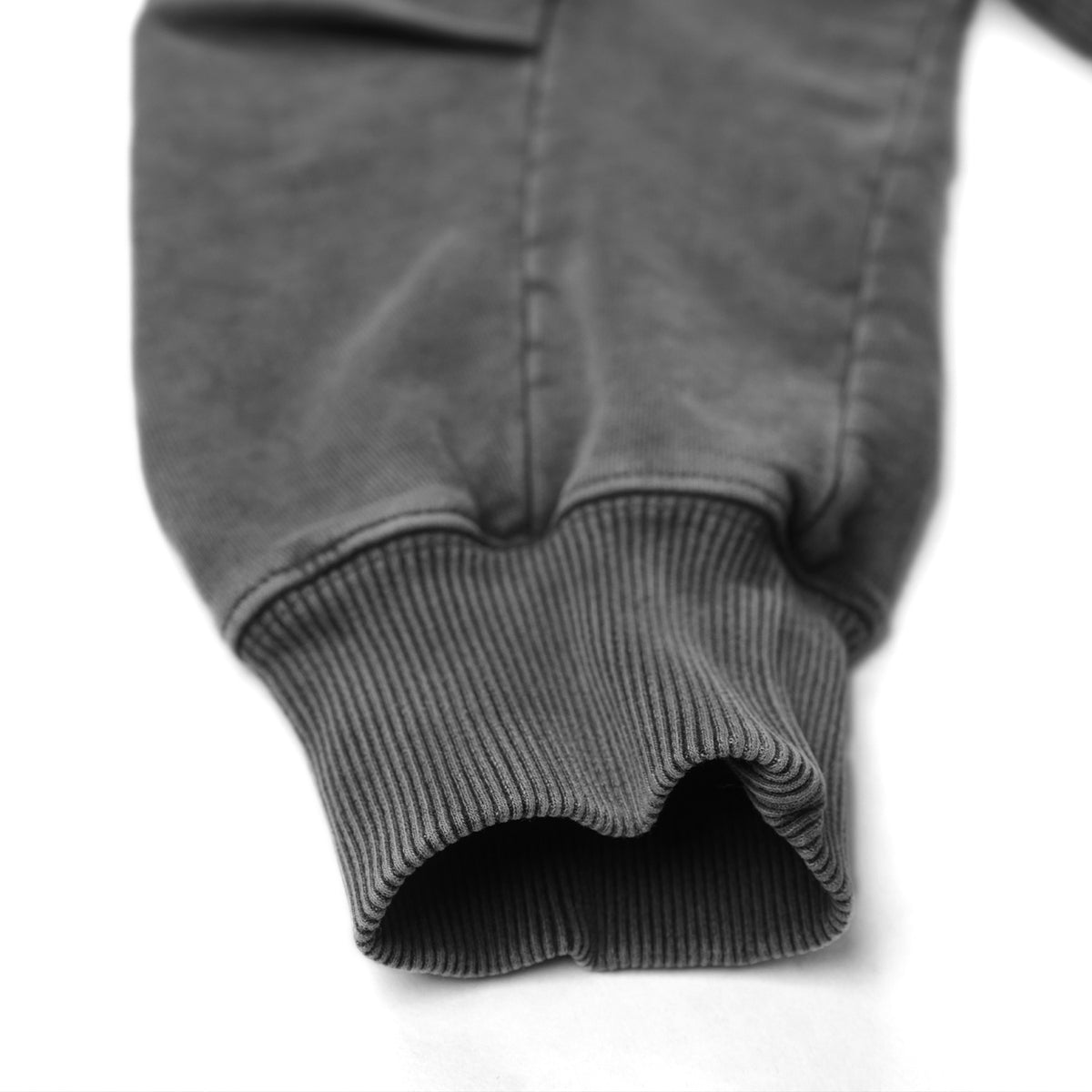 SILENT FORM ZIP HOODIE/ ASH BLACK