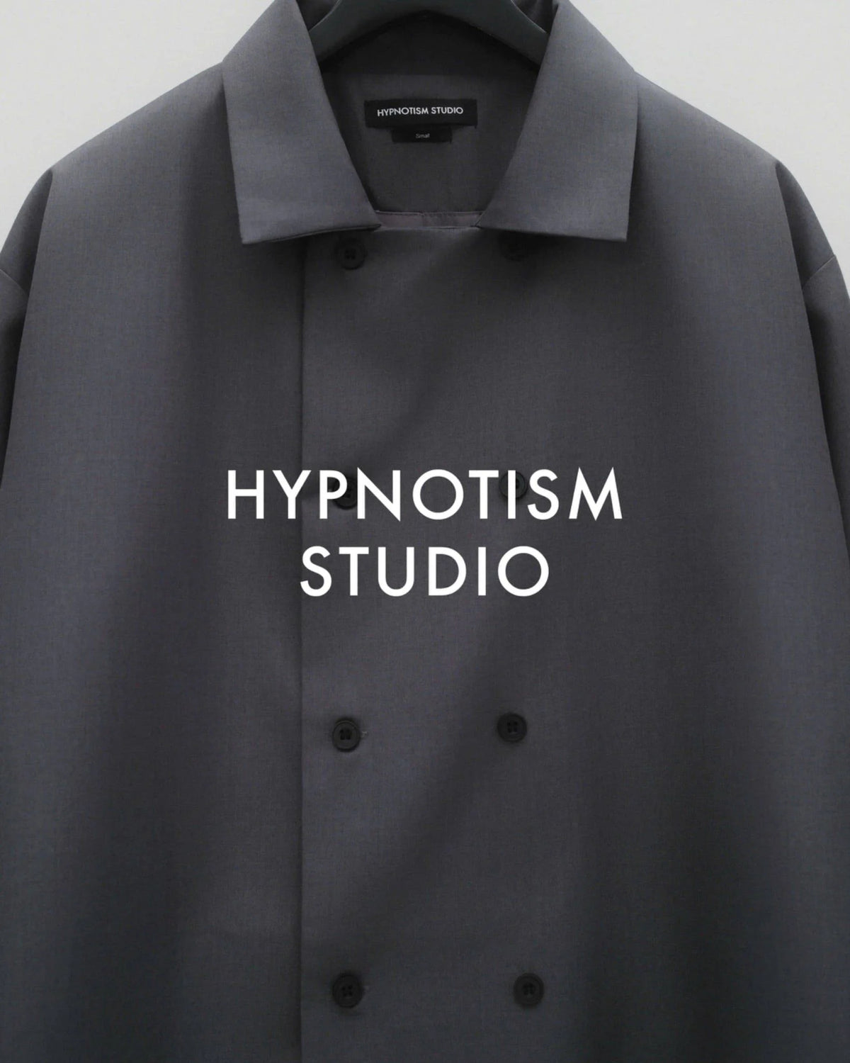 BLACK STAPLE JACKET