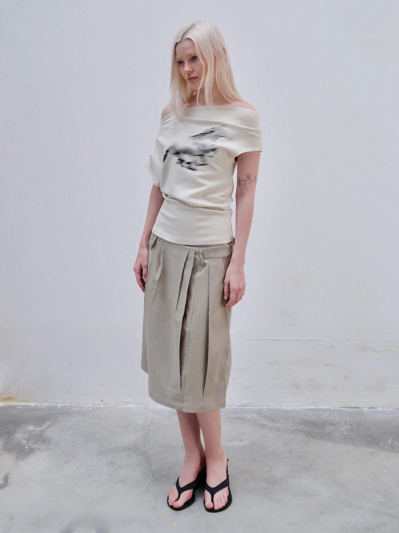 TOP:03 - HORSE TEE - BEIGE