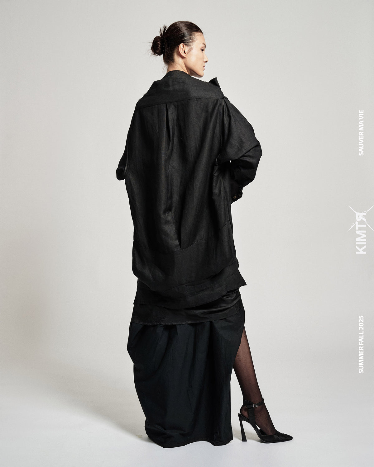 shanghai-up-side-down-shirt kimtr astoud