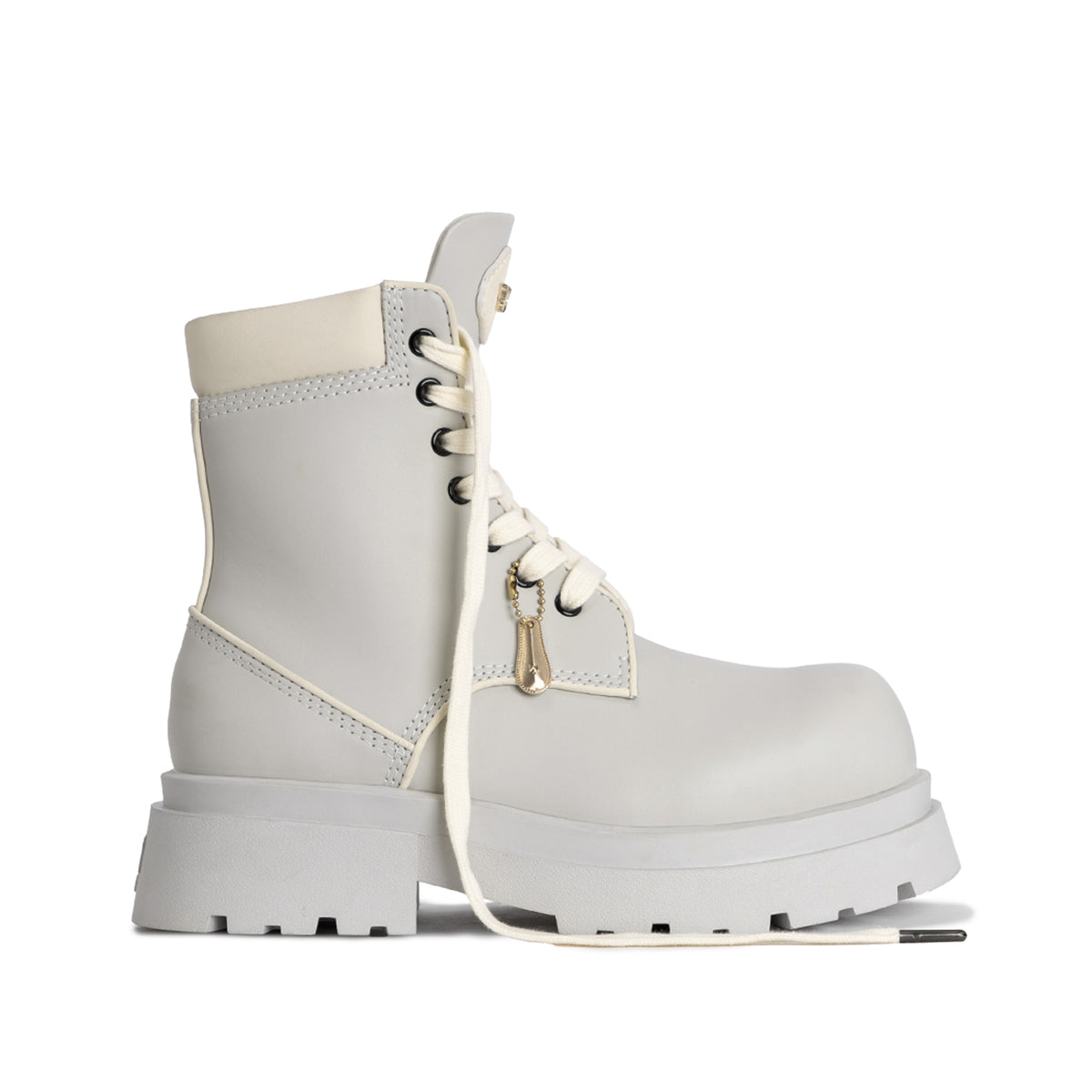 the-gigantic-wolf-gray-combat-boot thewolf astoud