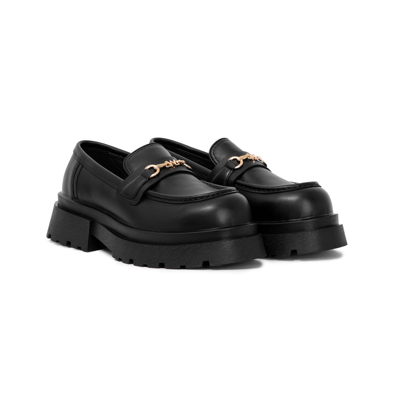 the-chunky-wolf-ss24-black-loafer the wolf astoud
