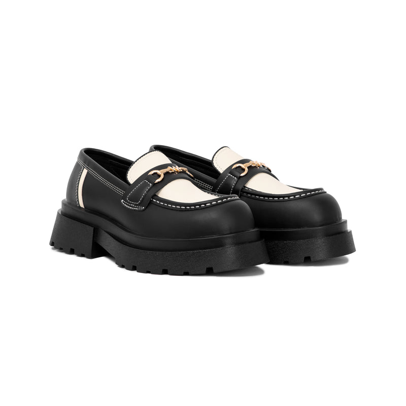 the-chunky-wolf-ss24-black-offwhite-loafer thewolf astoud