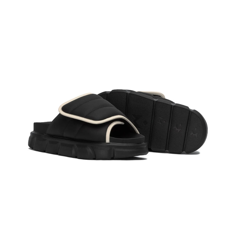 the-larva-wolf-black-cream-sandals thewolf astoud