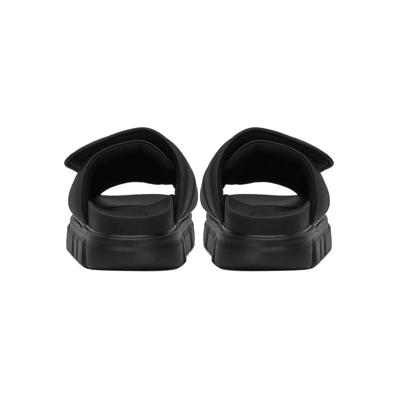the-larva-wolf-black-sandals thewolf astoud