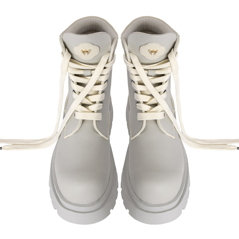 the-gigantic-wolf-gray-combat-boot thewolf astoud