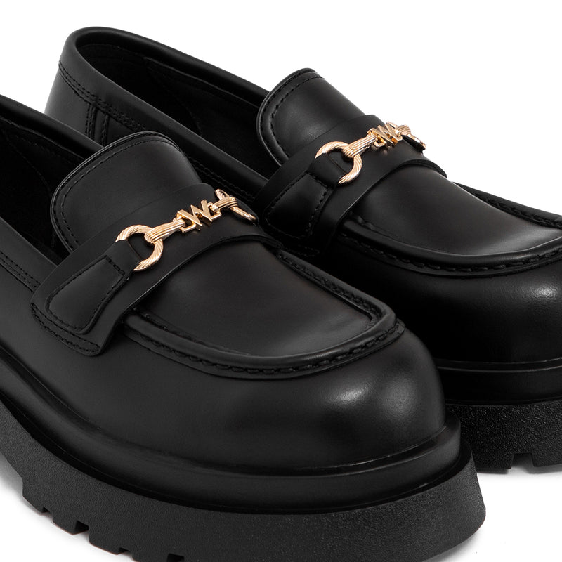 the-chunky-wolf-ss24-black-loafer the wolf astoud