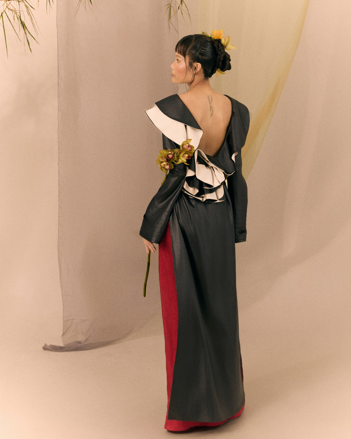 Black Cream Ao dai Thieu Hoa