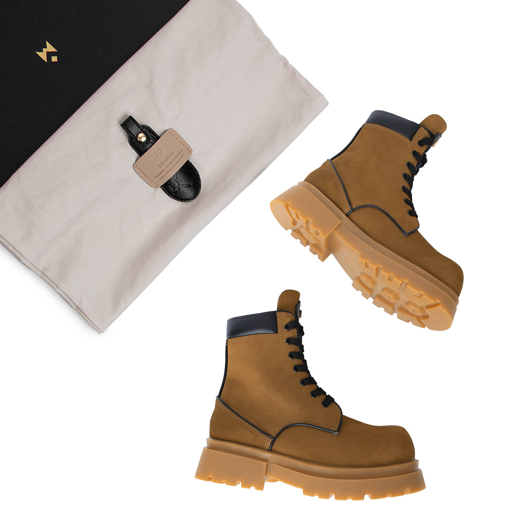 the-gigantic-wolf-tobacco-combat-boot thewolf astoud