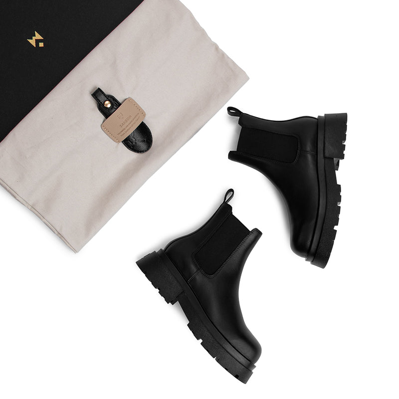 the-chunky-wolf-ss24-black-chelsea-boot thewolf astoud