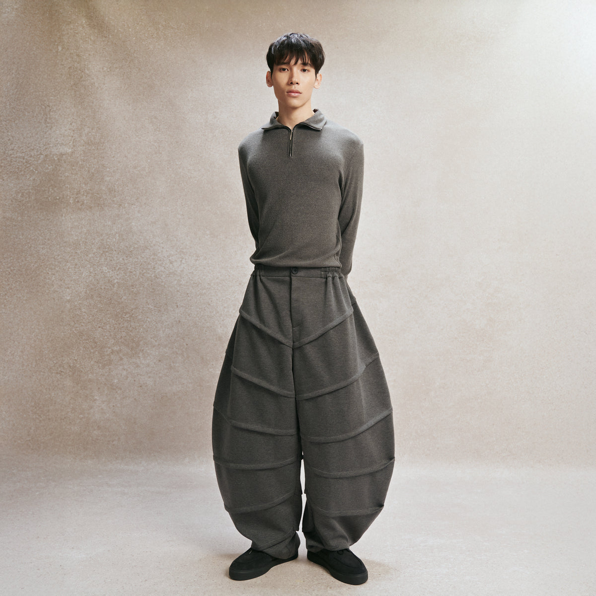 Gray Nain Zip Top AIN Astoud