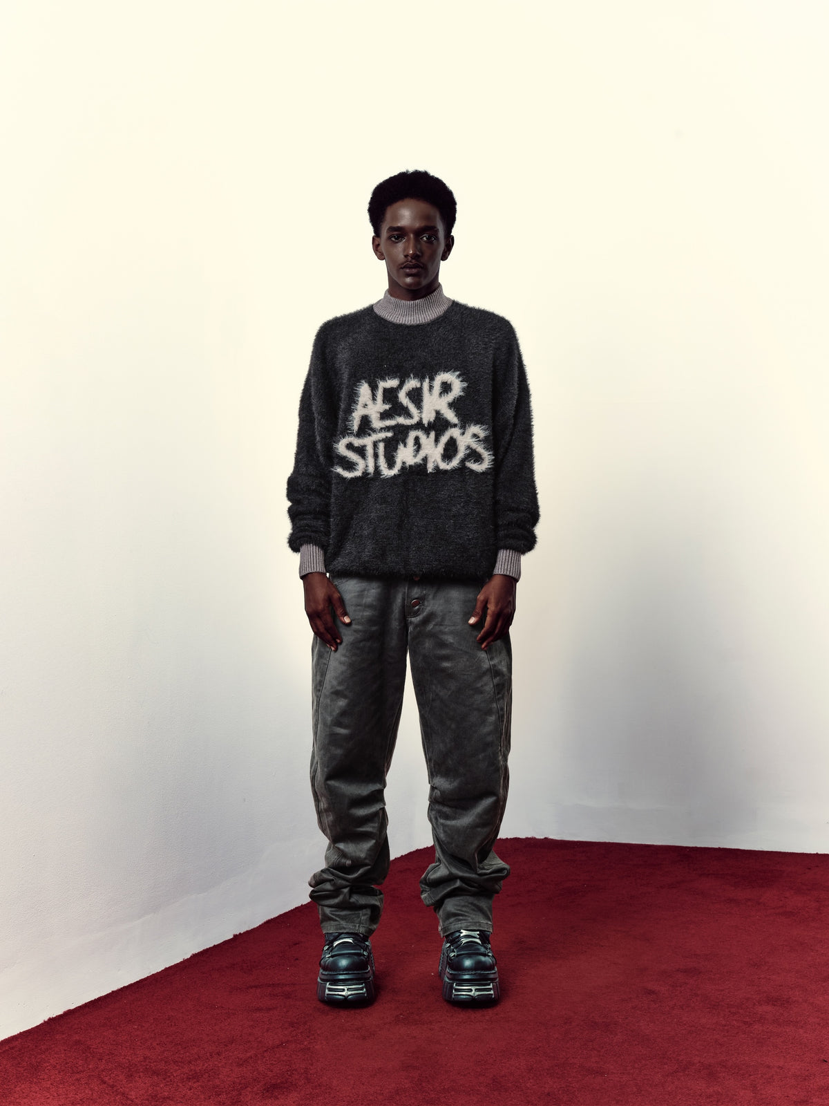 Aerion - Sweater