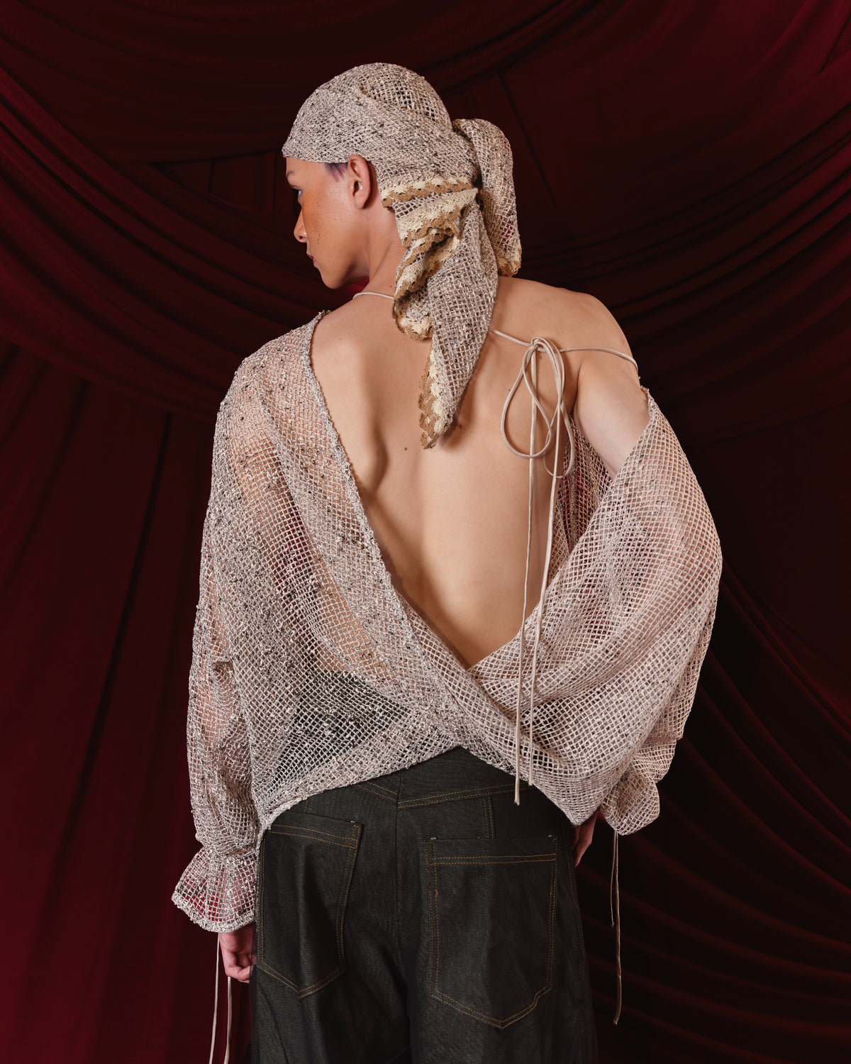beige-hoa-tinh-mesh-shirt an heritage astoud