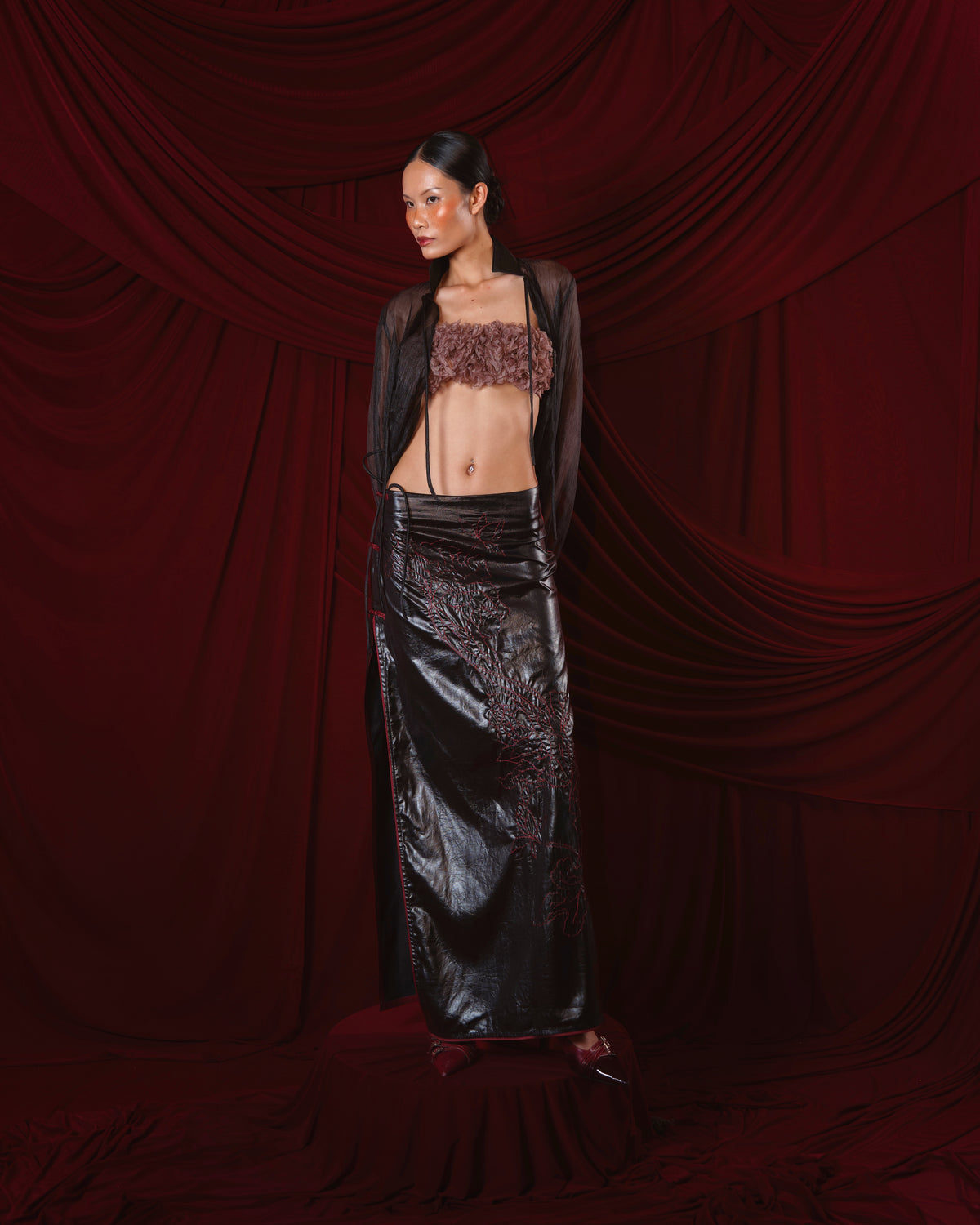 vỏ-trấu-chiffon-tube-top an heritage astoud