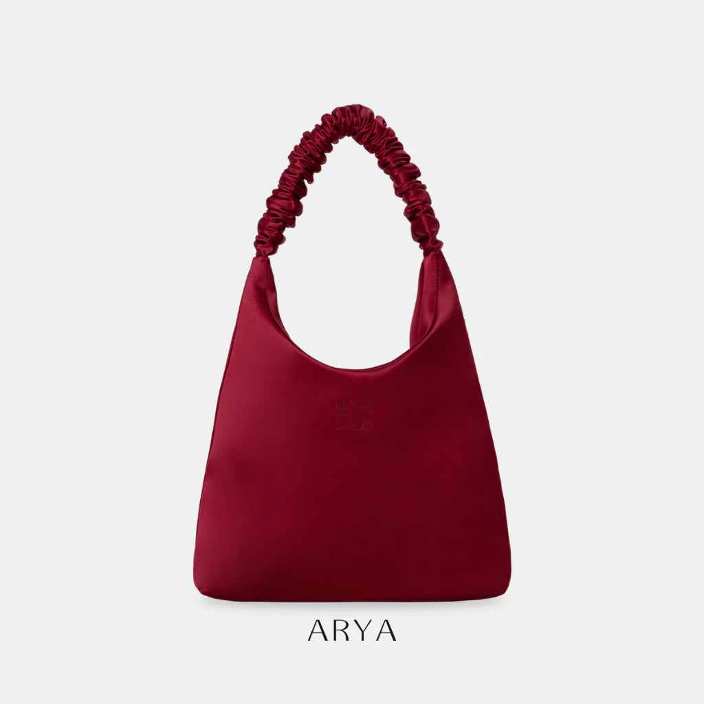 RED RUFFLE TAFTA TOTE BAG