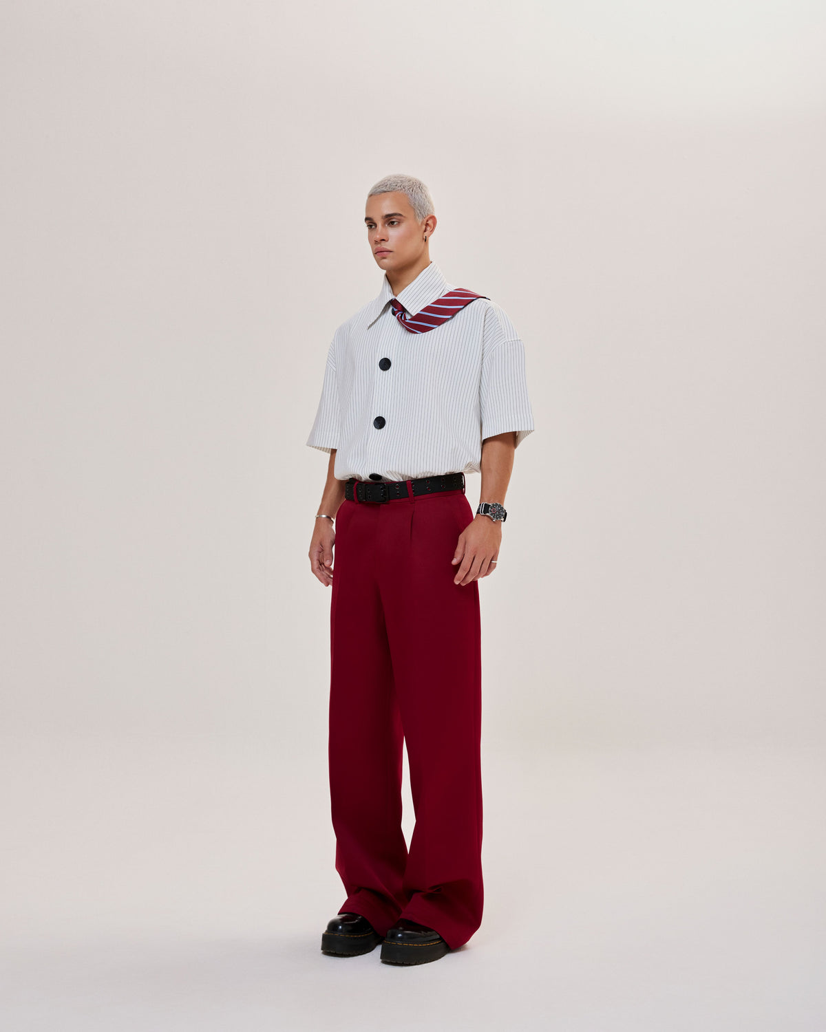 cuc-den-shirt-white astoud caostu