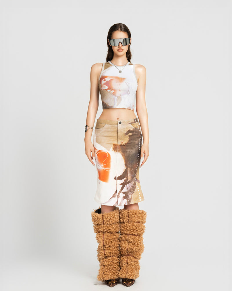 MAP FACE PRINTED CROPPED TOP - BROWN