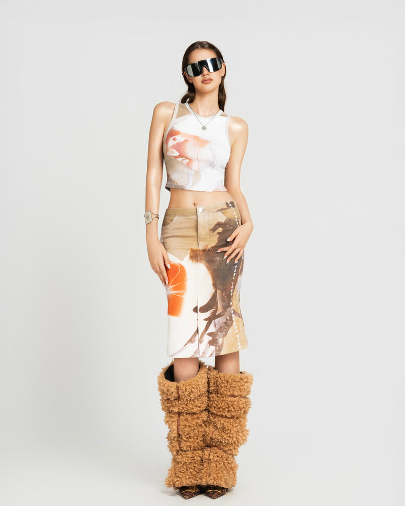 MAP FACE PRINTED CROPPED TOP - BROWN