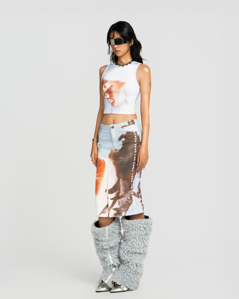 MAP FACE PRINTED CROPPED TOP - BLUE