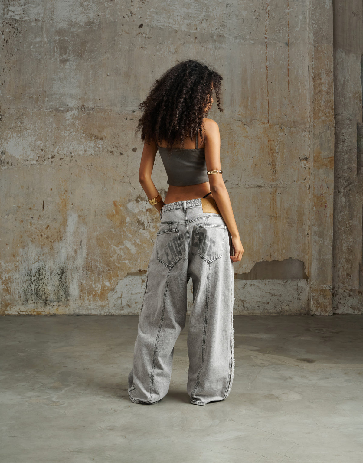 ERG19 - "FNOSVERSE" JEANS WASH - GRAY