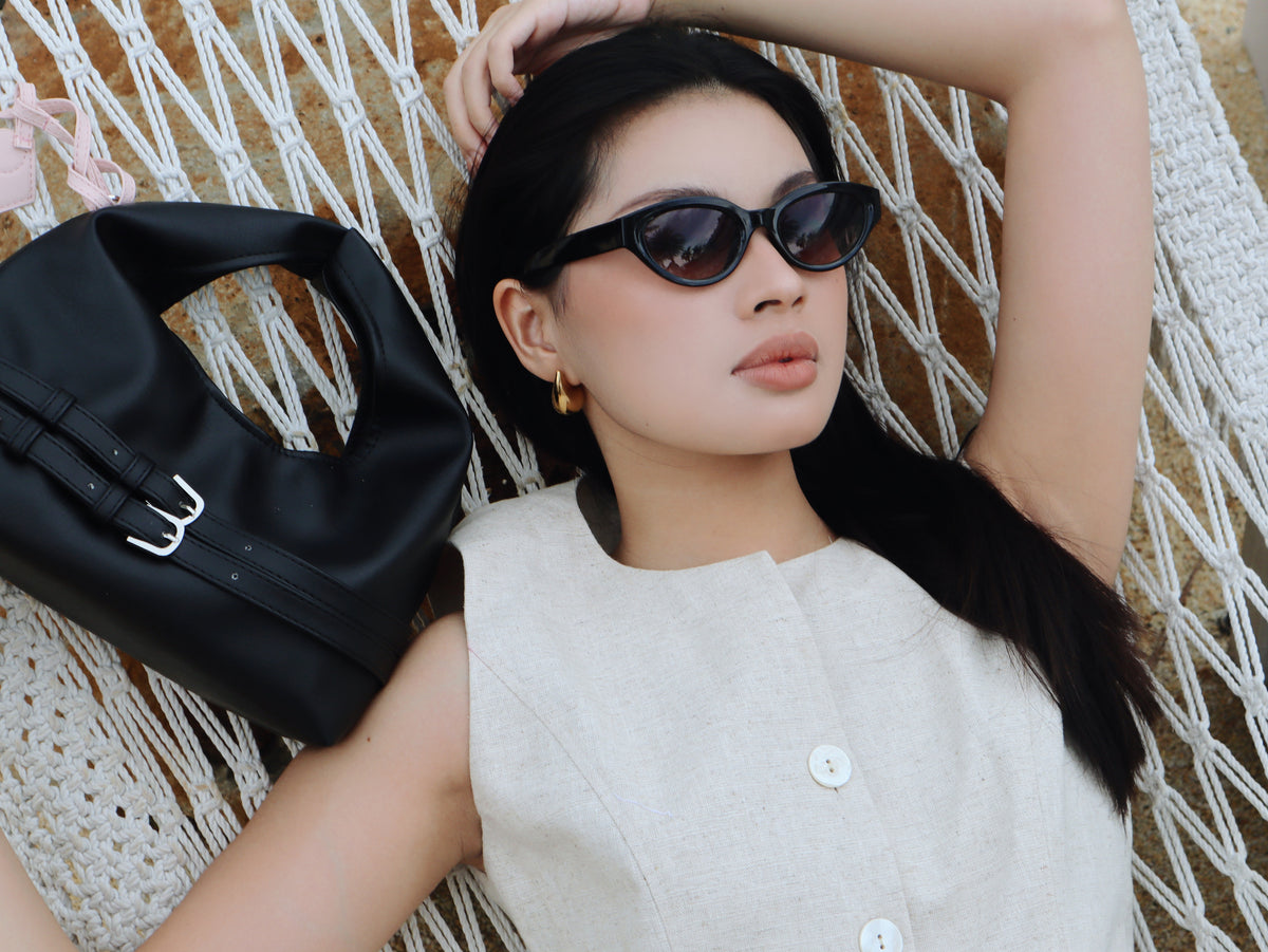 Black Double Belt Bag Arya Astoud 