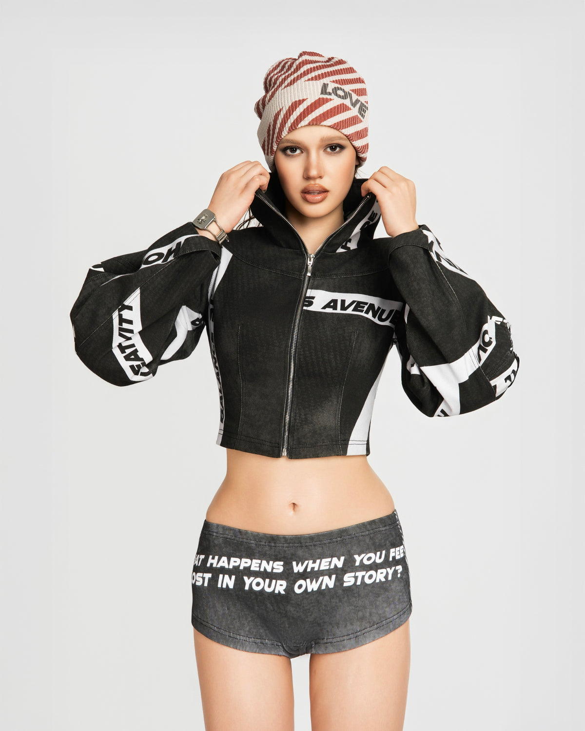 MAP HIGH NECK CROPPED JACKET - BLACK