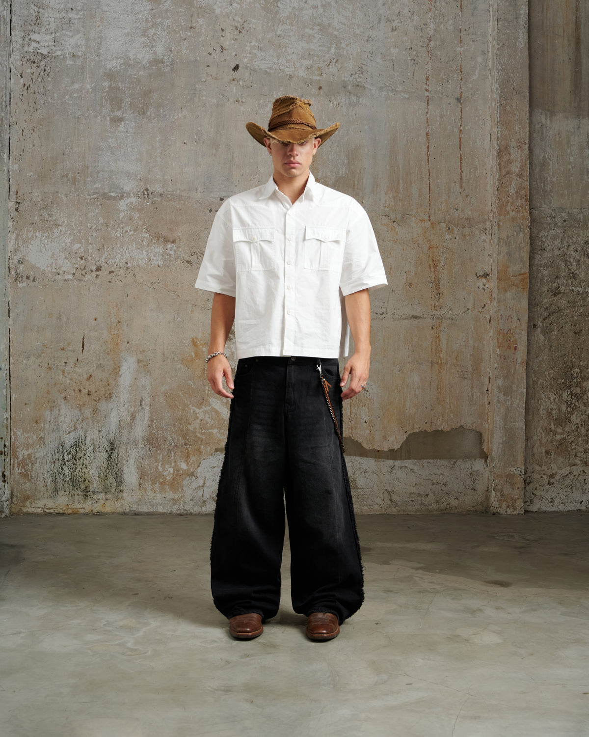 ERG18 - FNOSVERSE JEANS WASH - BLACK