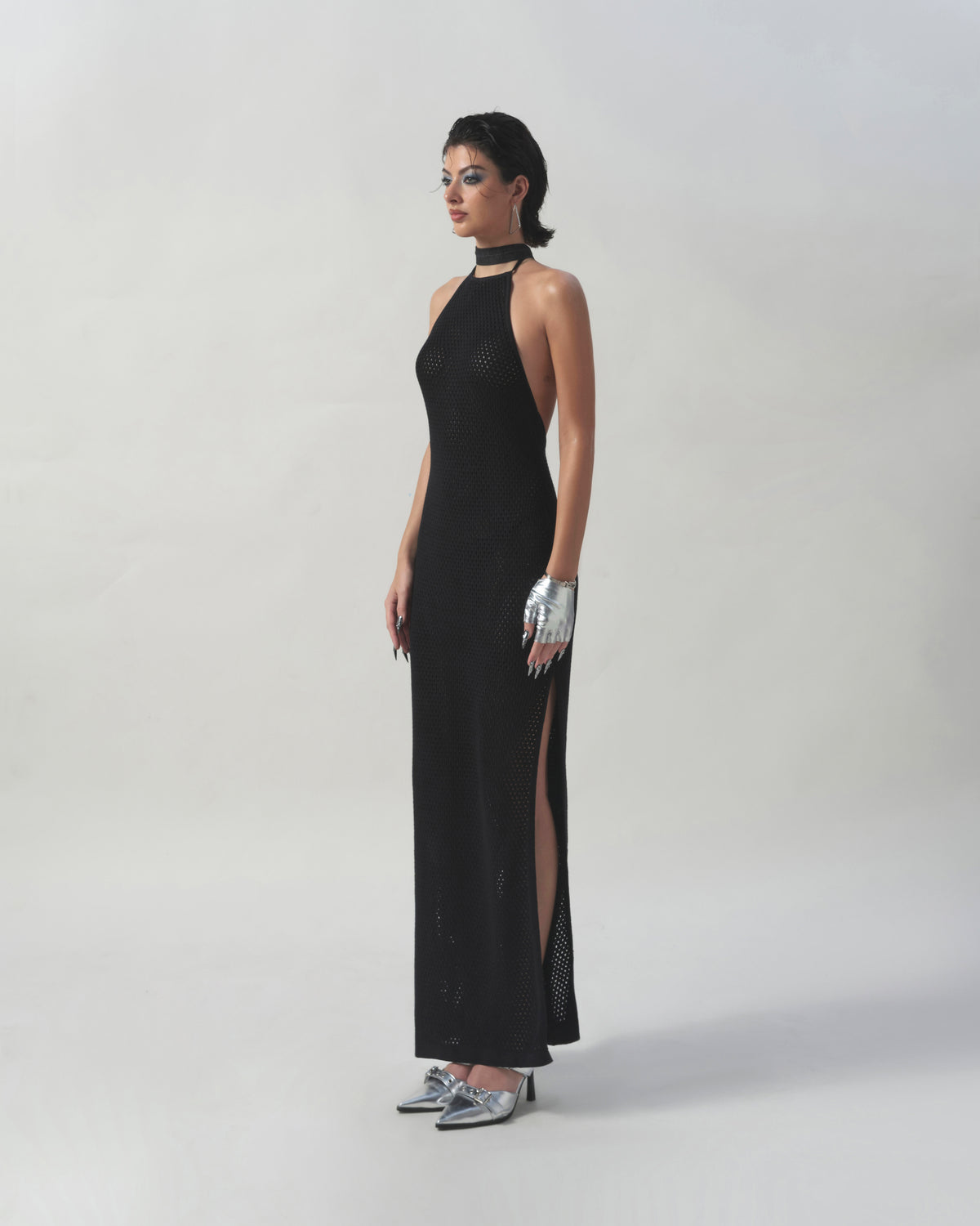 backless-crochet-dress tatichu astoud