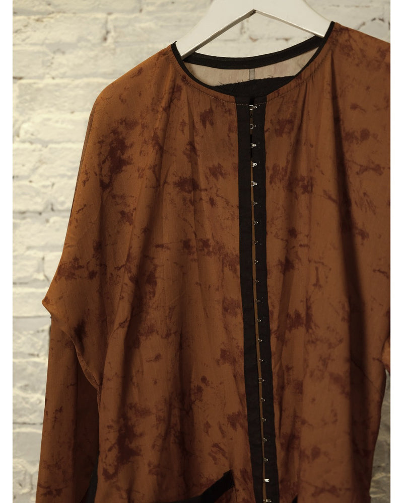 brown-bung-bien-south-vietnamese-pajama-top an heritage astoud