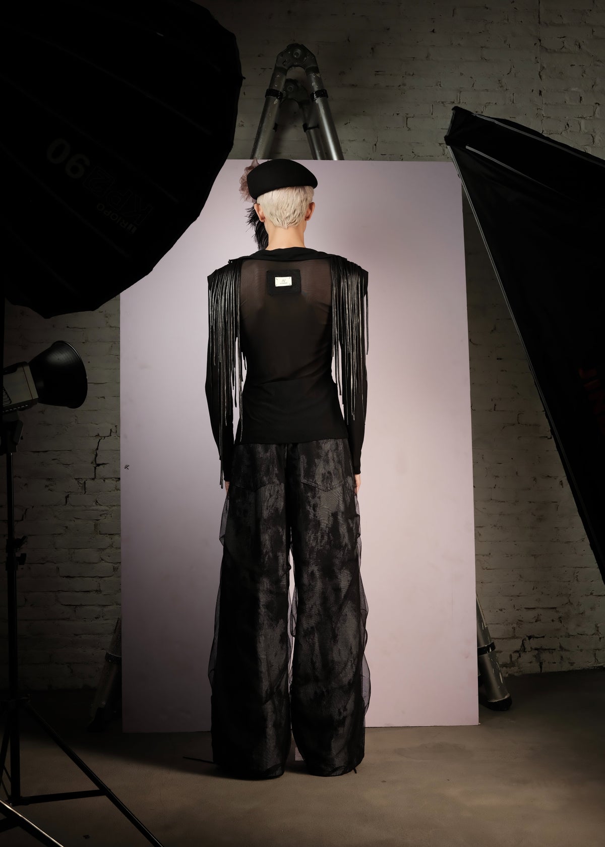 gray-black-khoi-jeans an heritage astoud