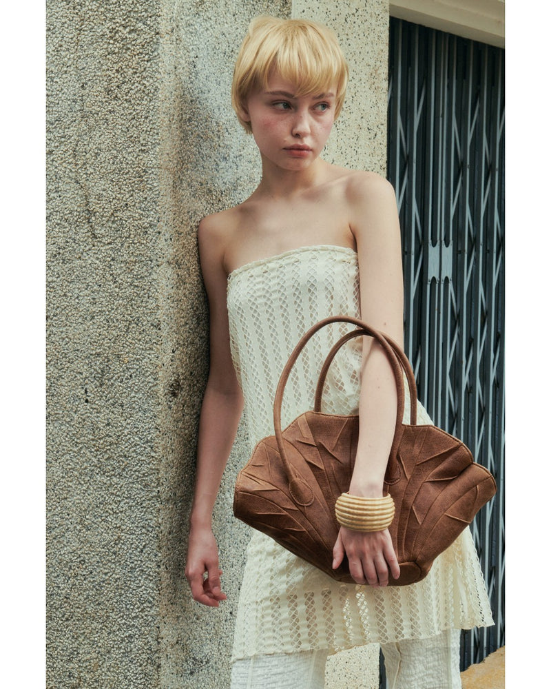 brown-dried-lotus-leaves-leather-bag an heritage astoud
