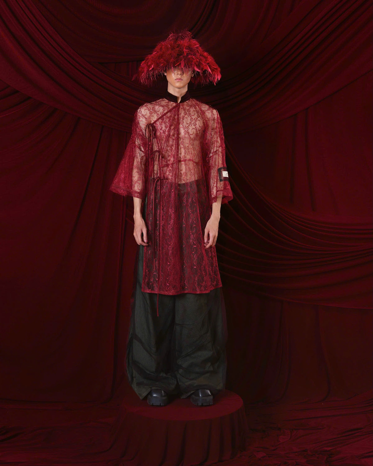 thay-cai-ao-dai an heritage astoud
