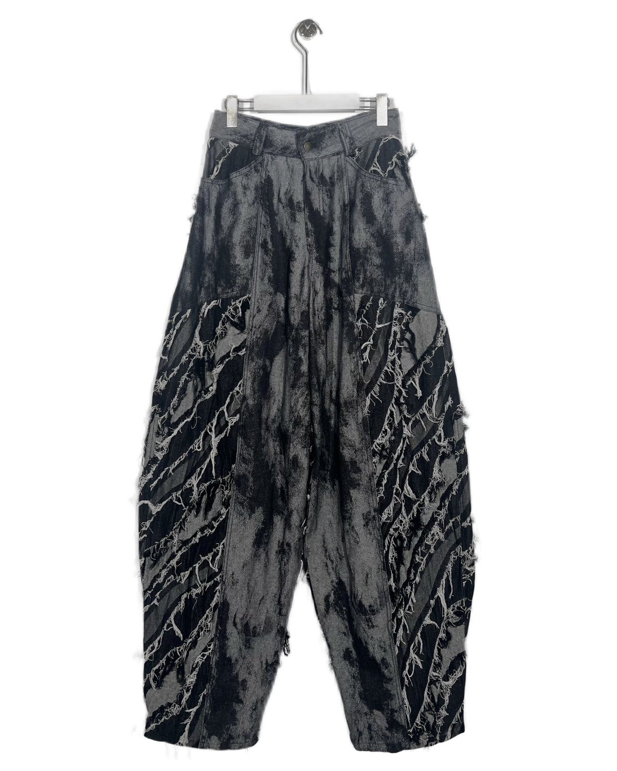 tan-tro-jeans an heritage astoud