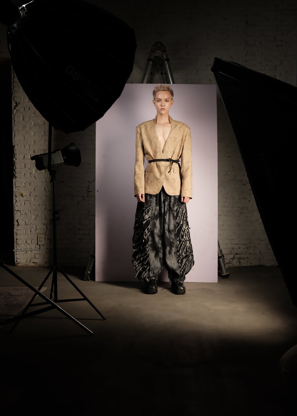 tan-tro-jeans an heritage astoud