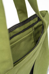 strap-3-tote-caliiste-green jump out astoud