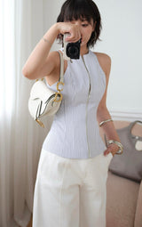 WHITE ZIPPED TOP