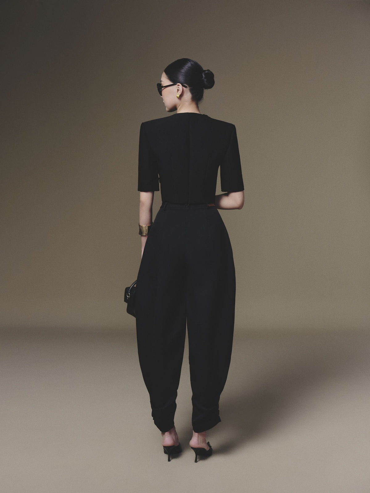 BLACK DIAGONAL WRAP TOP