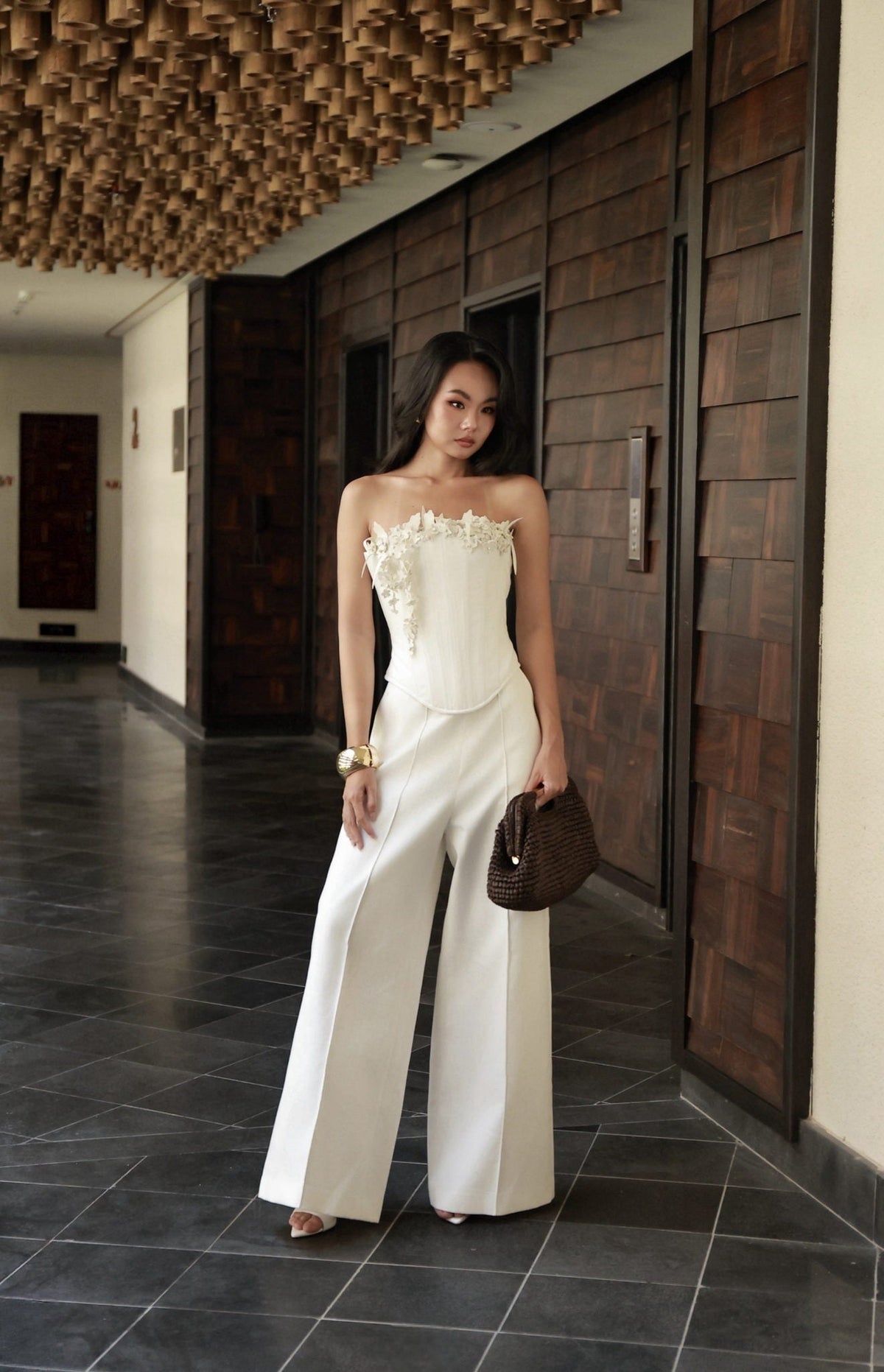 WHITE BOUQUET CORSET TOP