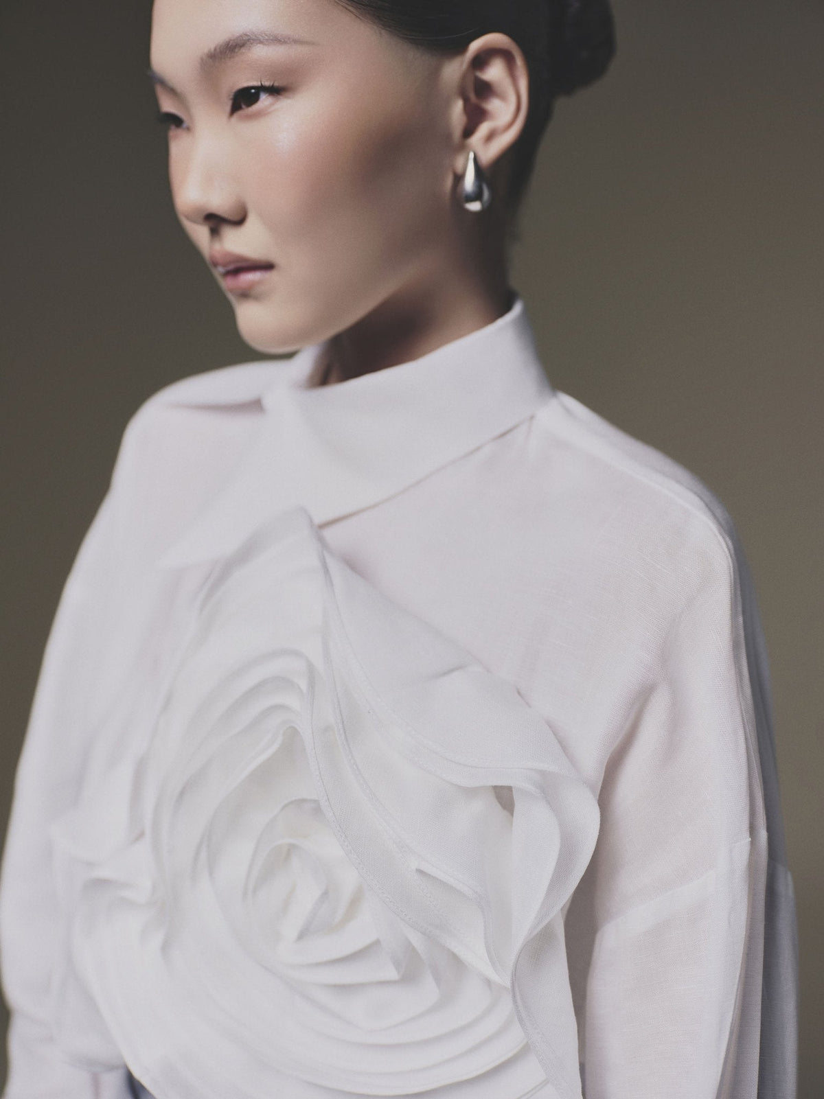 WHITE SHIFT-COLLAR LINEN SHIRT