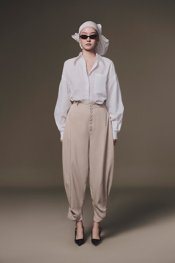WHITE LINEN SHIRT