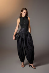 BLACK POINTED HEM TANK TOP