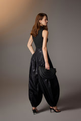 BLACK POINTED HEM TANK TOP