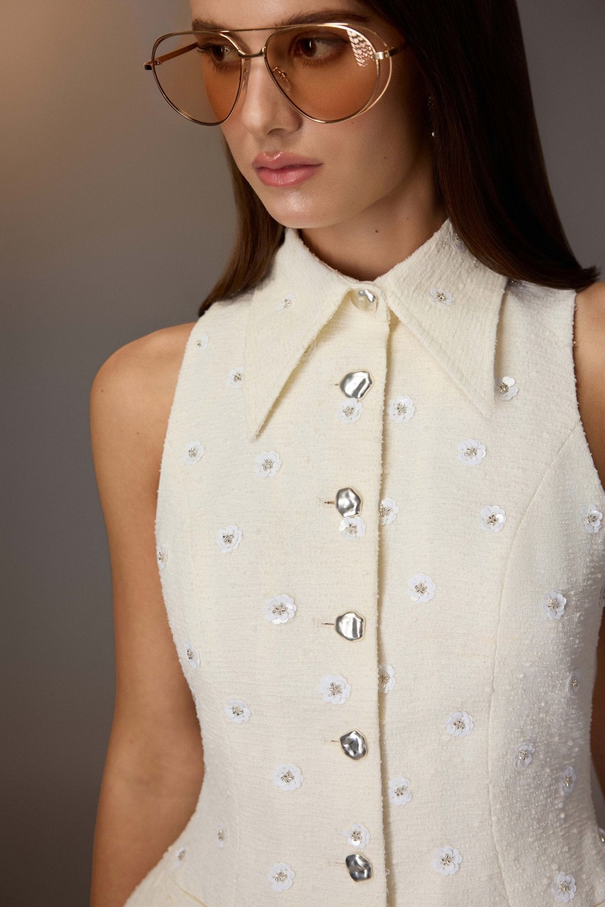 WHITE KODEMARI WAISTCOAT