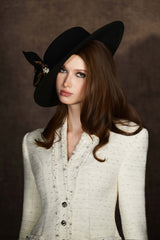 WHITE EMBROIDERED V-NECK JACKET