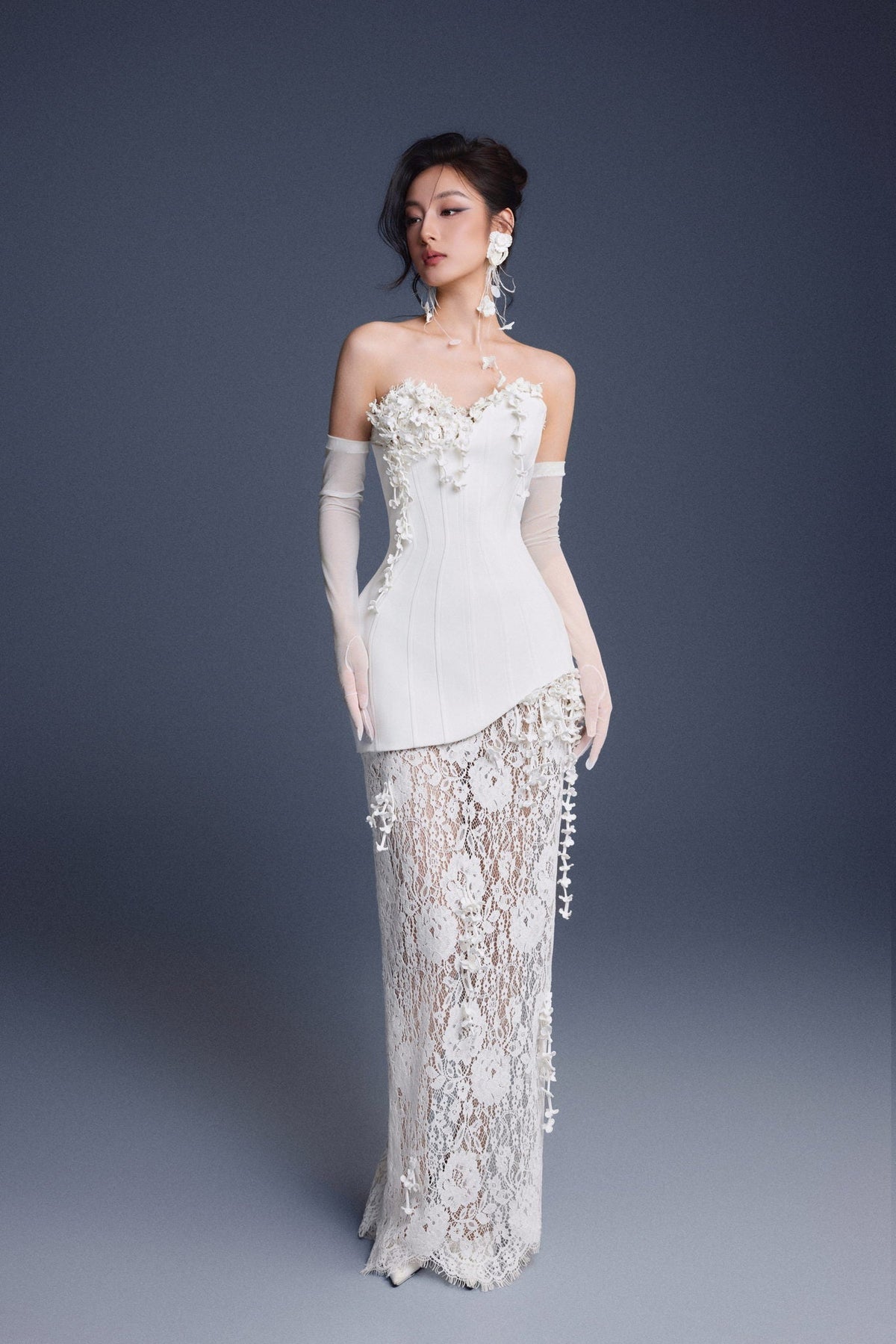 BOUQUET CORSET LACE DRESS