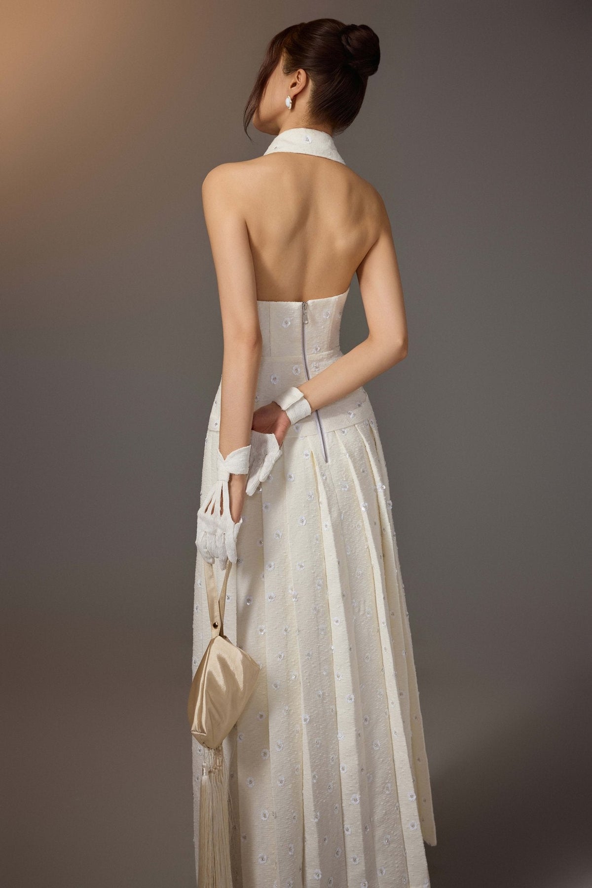 WHITE KODEMARI BOW DRESS