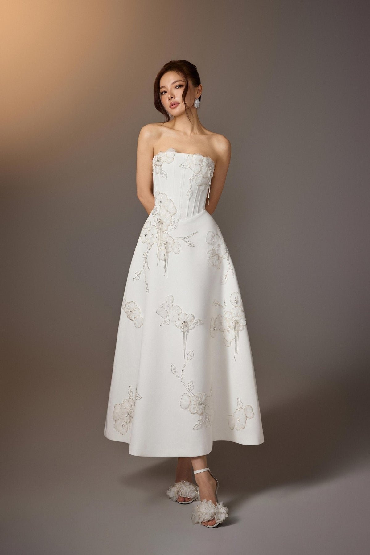 WHITE FLORAL EMBROIDERED CORSET DRESS