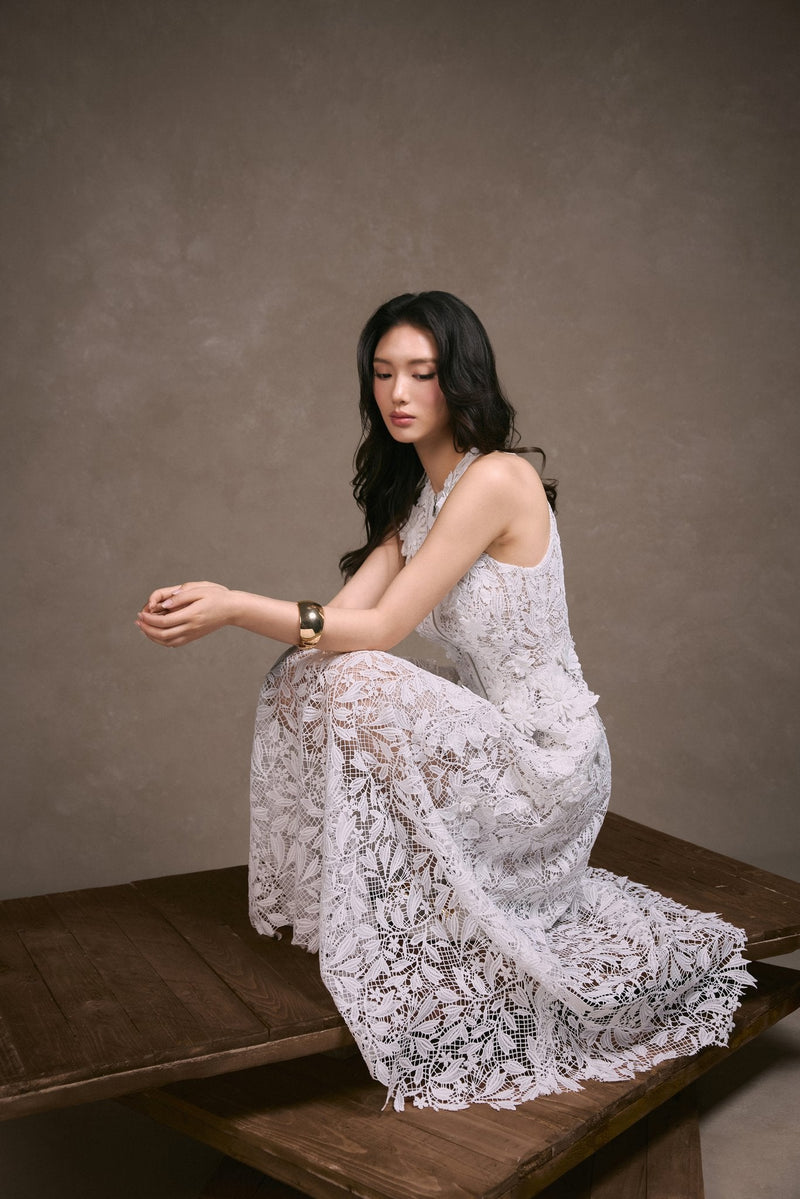 FLORAL LACE DRESS